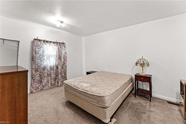 1104 80th ST, Newport News, VA 23605