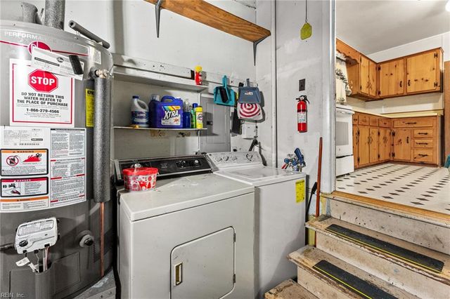1104 80th ST, Newport News, VA 23605