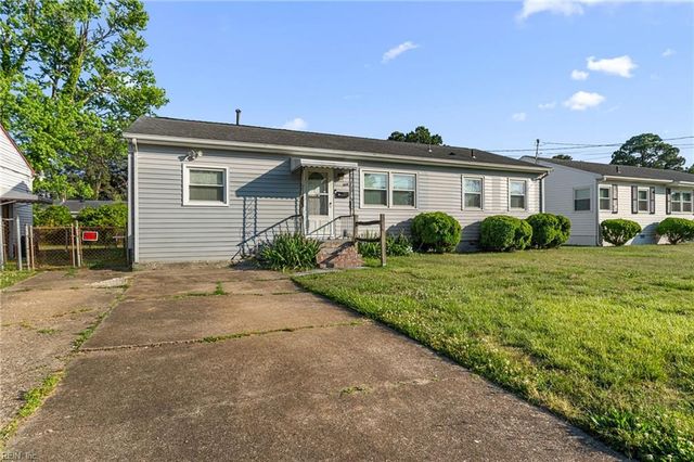 1104 80th ST, Newport News, VA 23605