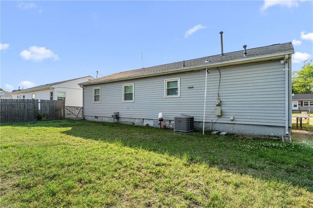 1104 80th ST, Newport News, VA 23605
