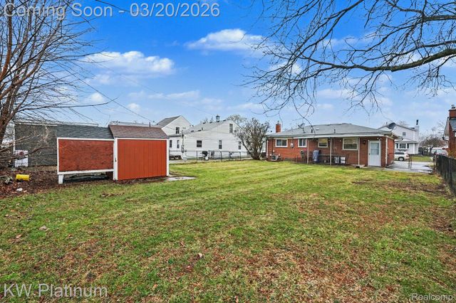 22826 Arcadia Street, St. Clair Shores, MI 48082