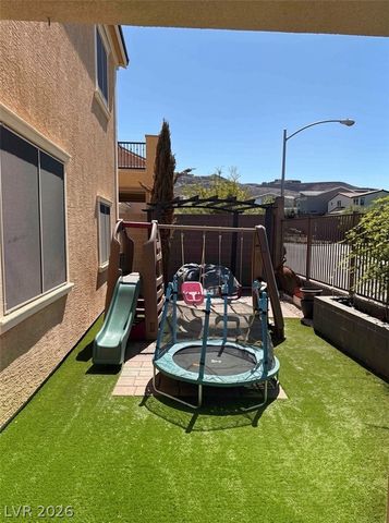 209 Amber Bluff Street, Henderson, NV 89012