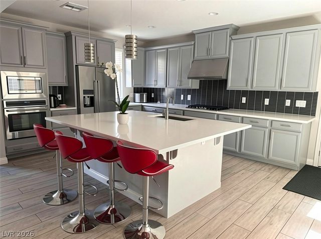 209 Amber Bluff Street, Henderson, NV 89012
