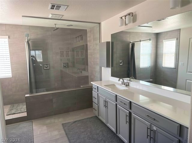 209 Amber Bluff Street, Henderson, NV 89012