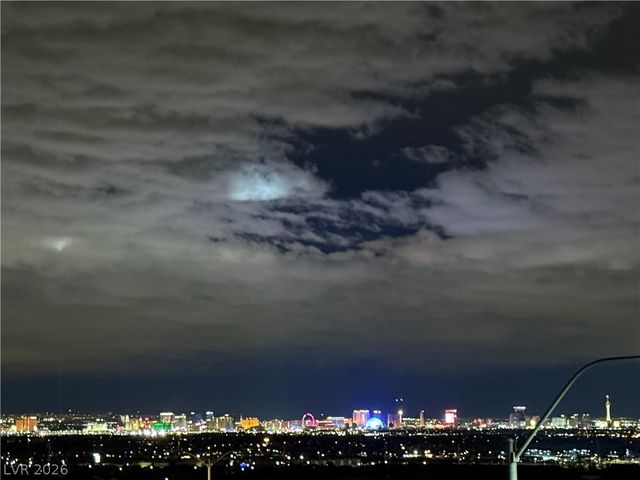 209 Amber Bluff Street, Henderson, NV 89012