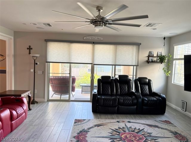 209 Amber Bluff Street, Henderson, NV 89012