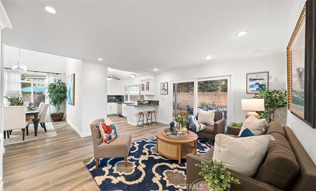 159 Los Alamitos, Placentia, CA 92870