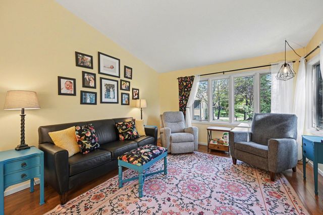 1472 Arden View Drive, Arden Hills, MN 55112