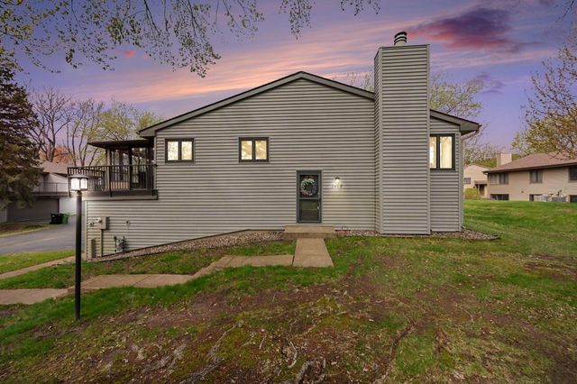 1472 Arden View Drive, Arden Hills, MN 55112