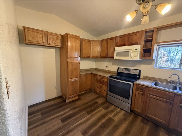 4920 Boca Chica, Malakoff, TX 75148