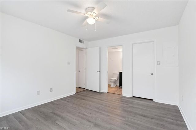 149 Windsor Castle Dr Apt E, Newport News, VA 23608