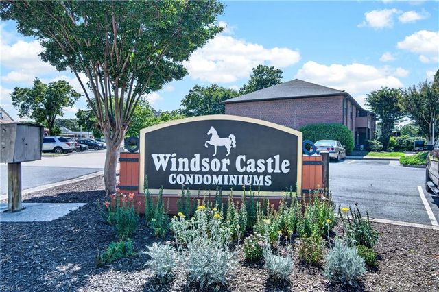 149 Windsor Castle Dr Apt E, Newport News, VA 23608