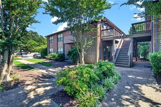 149 Windsor Castle Dr Apt E, Newport News, VA 23608