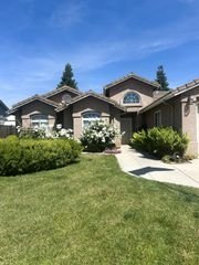 243 Toschi Drive, Madera, CA 93637