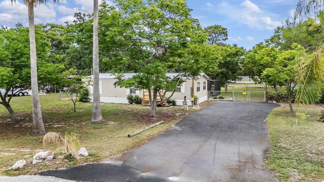 9739 RAY STREET, Hudson, FL 34669