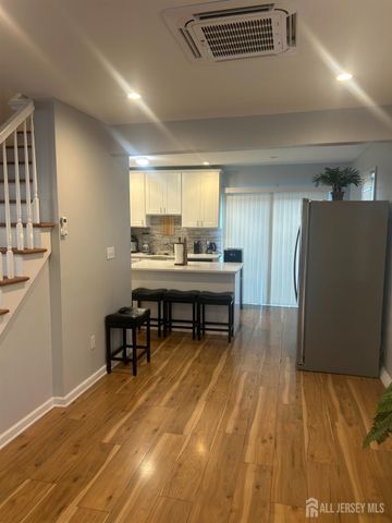 140 S Robert Street, Sewaren, NJ 07077