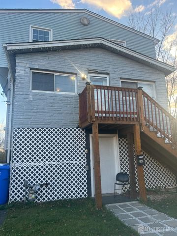 140 S Robert Street, Sewaren, NJ 07077