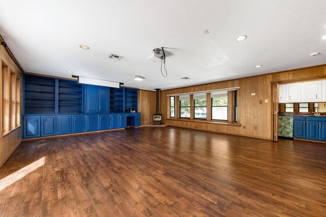 501 Tanglewood Drive S, Irving, TX 75061