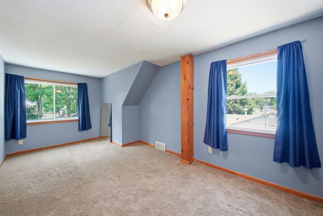3900 Amherst Street, Des Moines, IA 50313