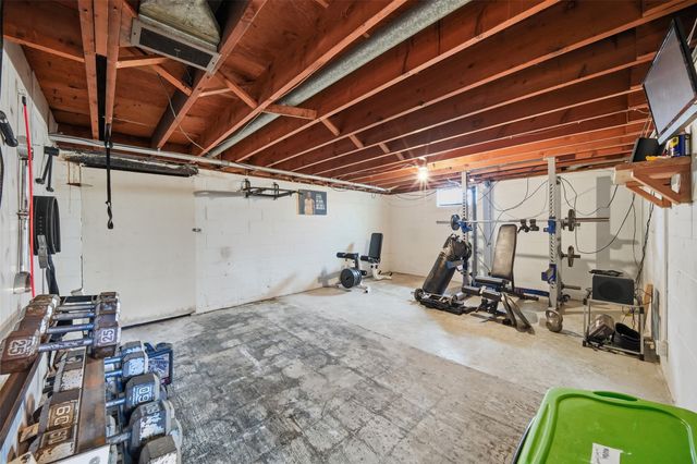 3900 Amherst Street, Des Moines, IA 50313