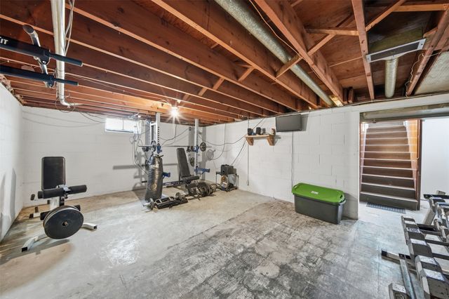 3900 Amherst Street, Des Moines, IA 50313