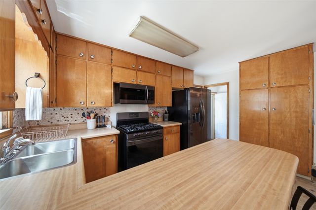 3900 Amherst Street, Des Moines, IA 50313