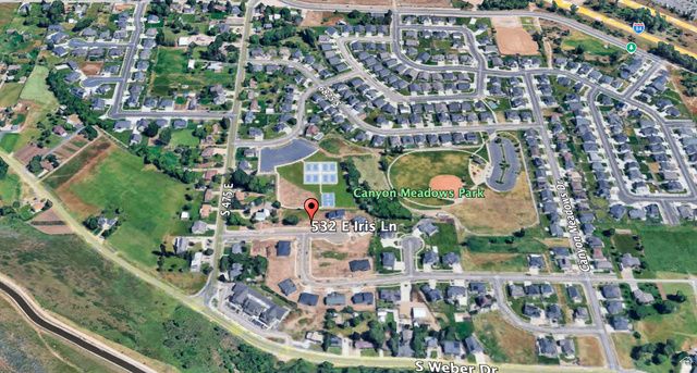 532 E IRIS LN, South Weber, UT 84405