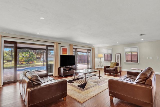 3060 SE Darien Road, Port St Lucie, FL 34952