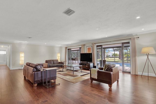 3060 SE Darien Road, Port St Lucie, FL 34952