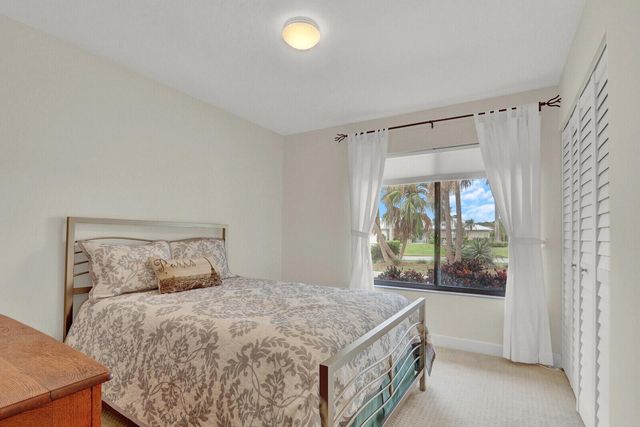 3060 SE Darien Road, Port St Lucie, FL 34952