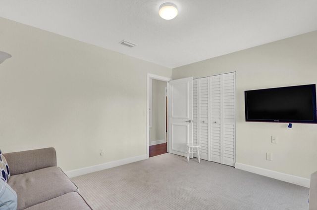 3060 SE Darien Road, Port St Lucie, FL 34952