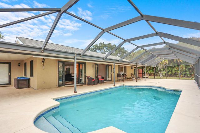 3060 SE Darien Road, Port St Lucie, FL 34952