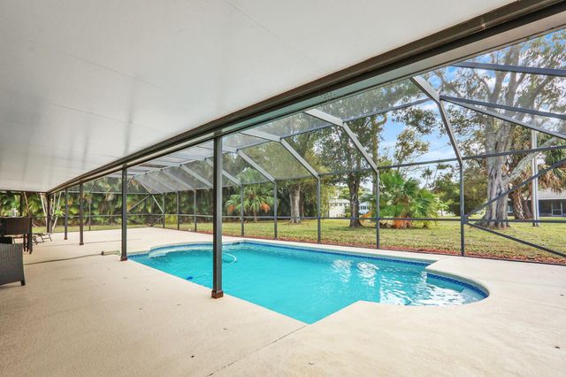 3060 SE Darien Road, Port St Lucie, FL 34952