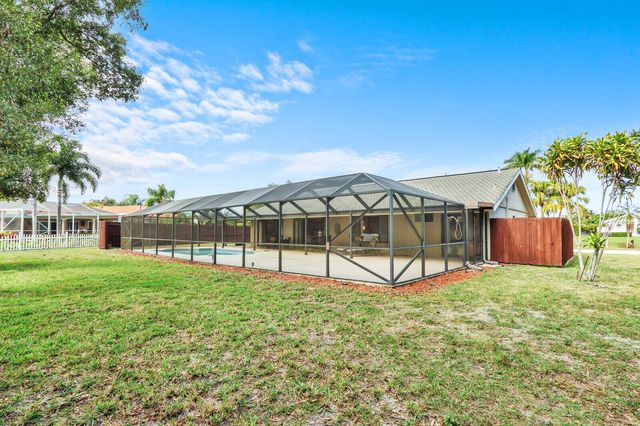 3060 SE Darien Road, Port St Lucie, FL 34952