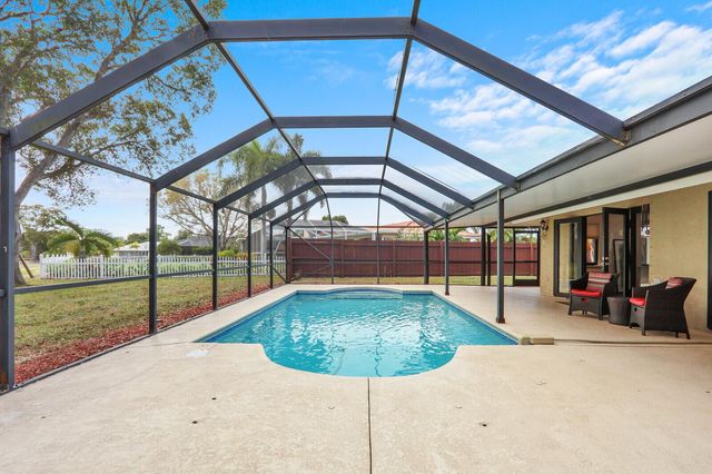 3060 SE Darien Road, Port St Lucie, FL 34952