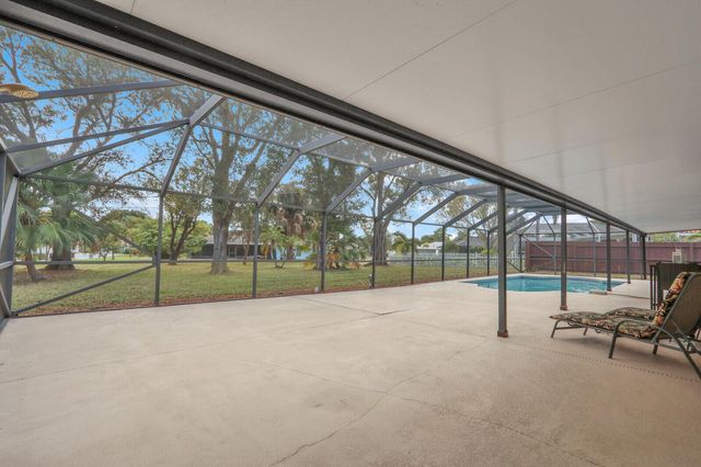 3060 SE Darien Road, Port St Lucie, FL 34952