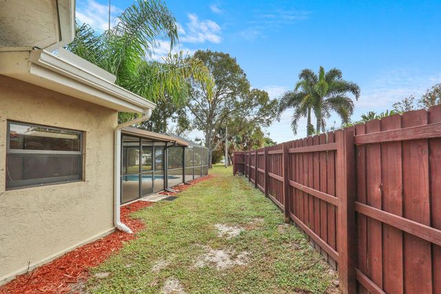 3060 SE Darien Road, Port St Lucie, FL 34952