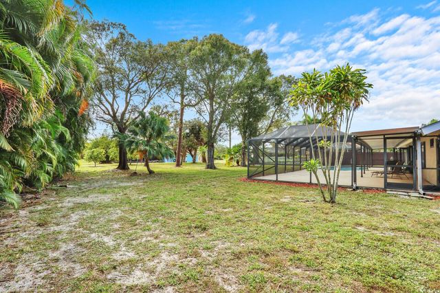 3060 SE Darien Road, Port St Lucie, FL 34952