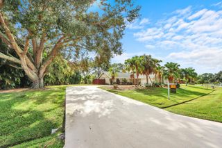 3060 SE Darien Road, Port St Lucie, FL 34952