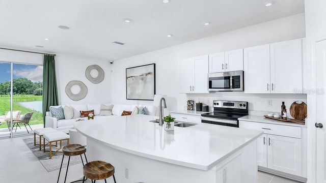 7631 WATERSCAPE DRIVE, Groveland, FL 34736