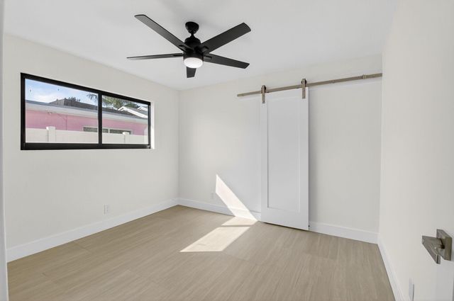 122 SW 9th Avenue, Delray Beach, FL 33444