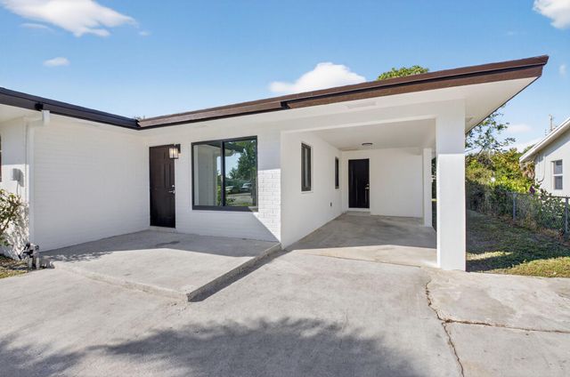 122 SW 9th Avenue, Delray Beach, FL 33444