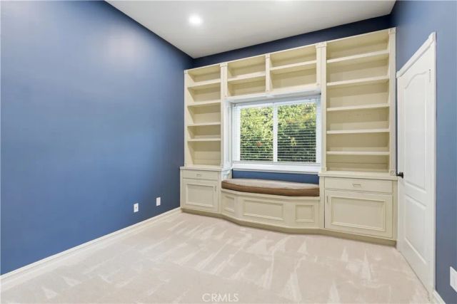 22557 Uhea, Woodland Hills, CA 91364