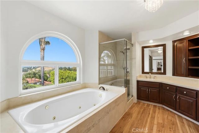 22557 Uhea, Woodland Hills, CA 91364