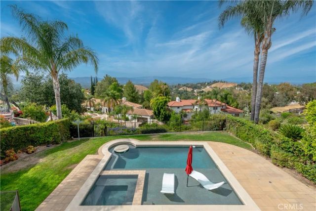 22557 Uhea, Woodland Hills, CA 91364