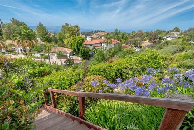 22557 Uhea, Woodland Hills, CA 91364