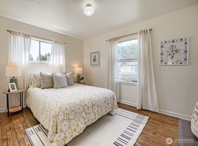 10808 Lake Ridge Drive S, Seattle, WA 98178