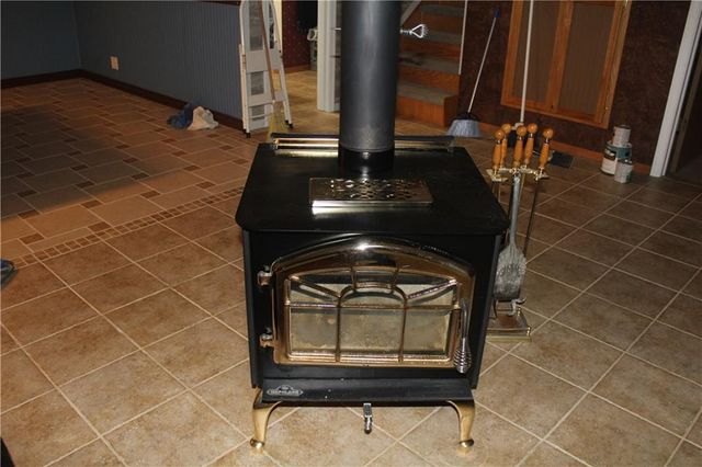 36404 E County Line Road, Lone Jack, MO 64070