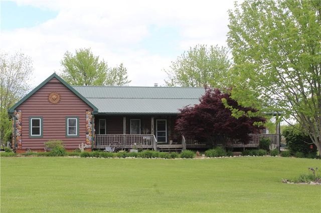 36404 E County Line Road, Lone Jack, MO 64070