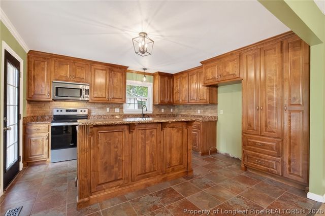 3611 Thorndike Drive, Fayetteville, NC 28311